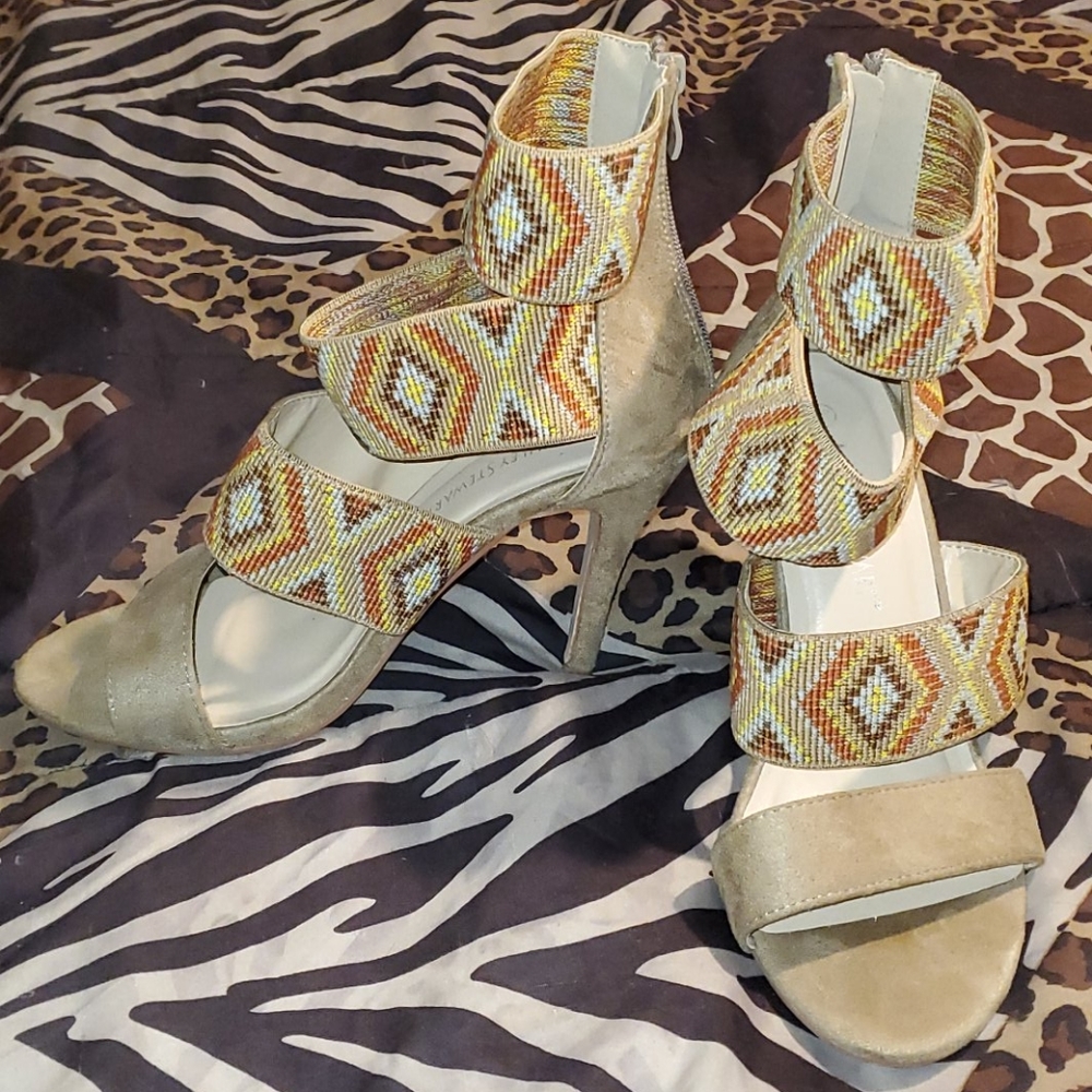 SANDALS - Picture 2 of 4